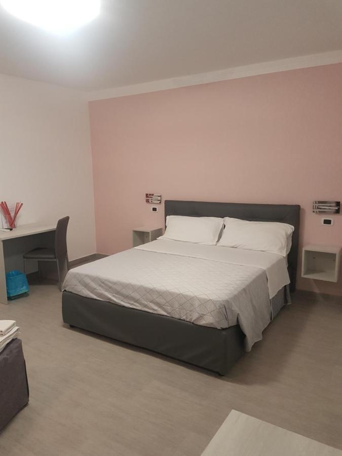 Alba De Mar B&B โรเซโต กาโป สปูลีโก ภายนอก รูปภาพ