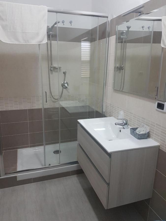 Alba De Mar B&B โรเซโต กาโป สปูลีโก ภายนอก รูปภาพ