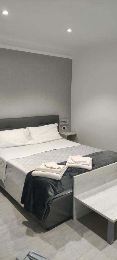 Alba De Mar B&B โรเซโต กาโป สปูลีโก ภายนอก รูปภาพ