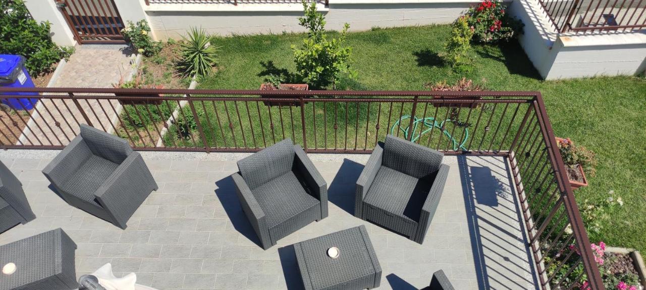 Alba De Mar B&B โรเซโต กาโป สปูลีโก ภายนอก รูปภาพ