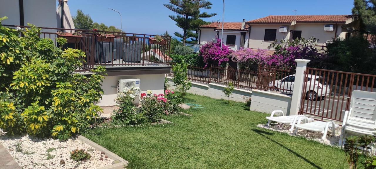 Alba De Mar B&B โรเซโต กาโป สปูลีโก ภายนอก รูปภาพ
